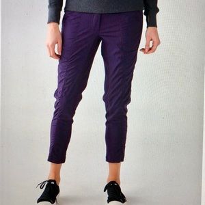 Lululemon street to studio pant II 6